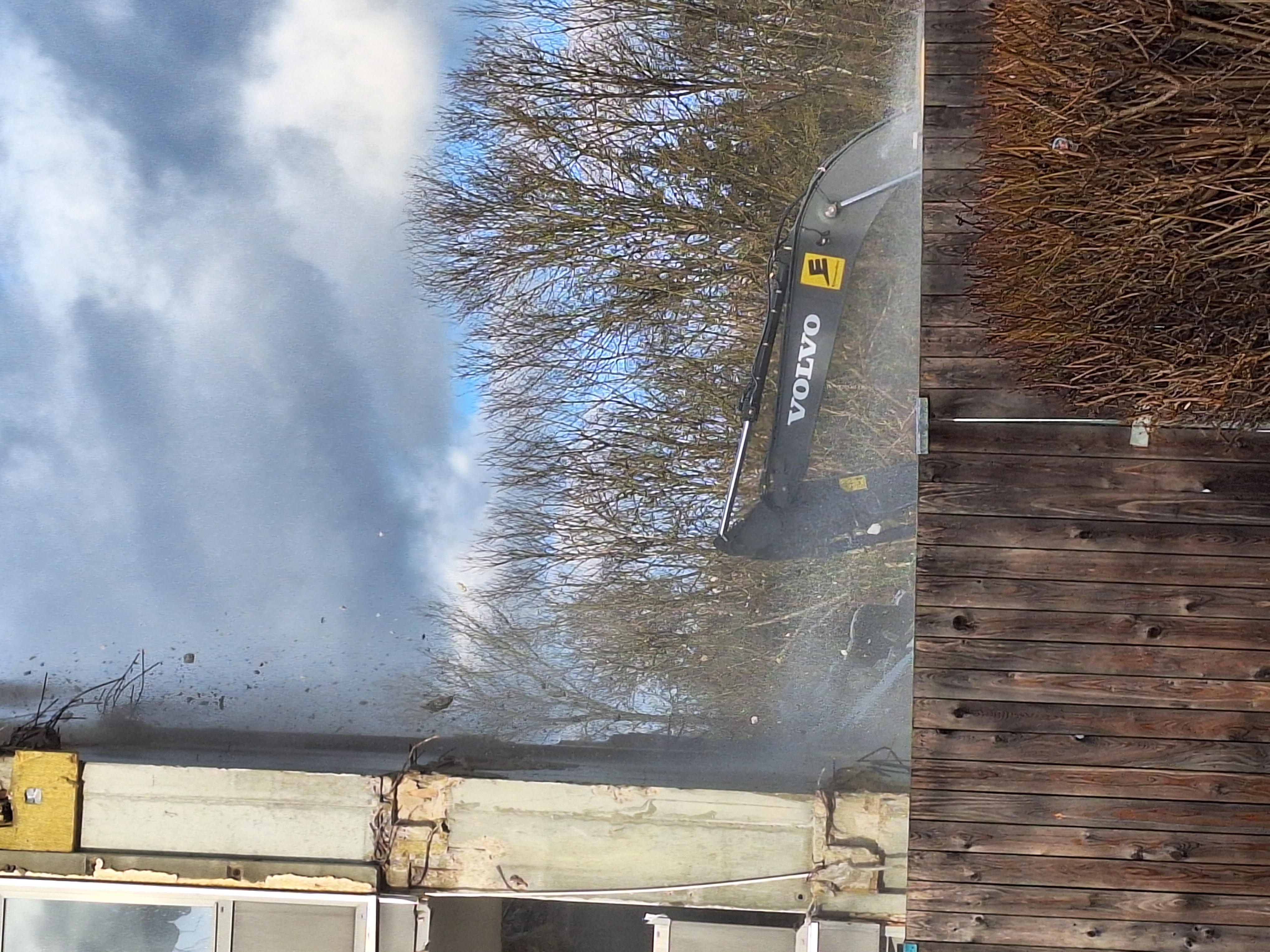 Hinweisfoto Asbest / Schadstoff