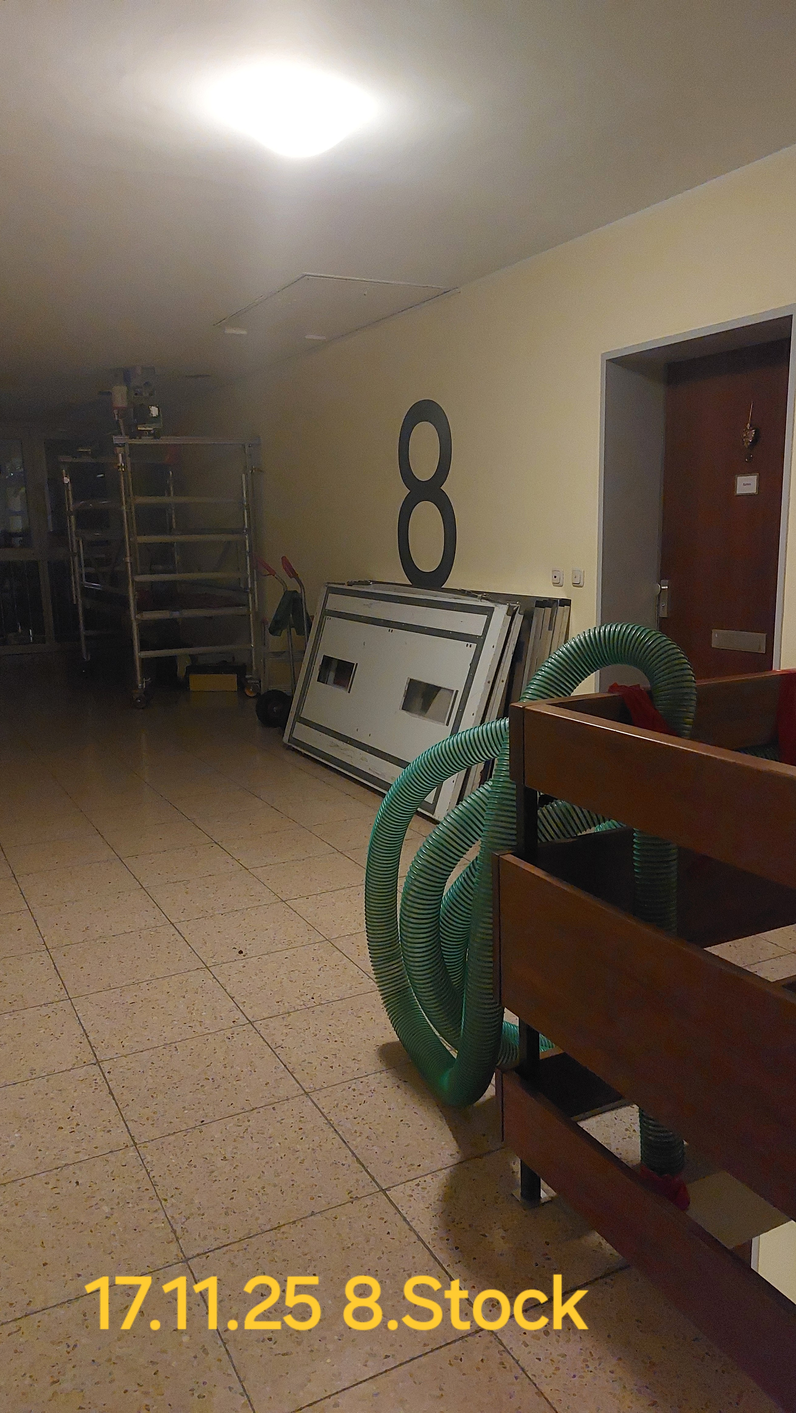 Hinweisfoto Asbest / Schadstoff